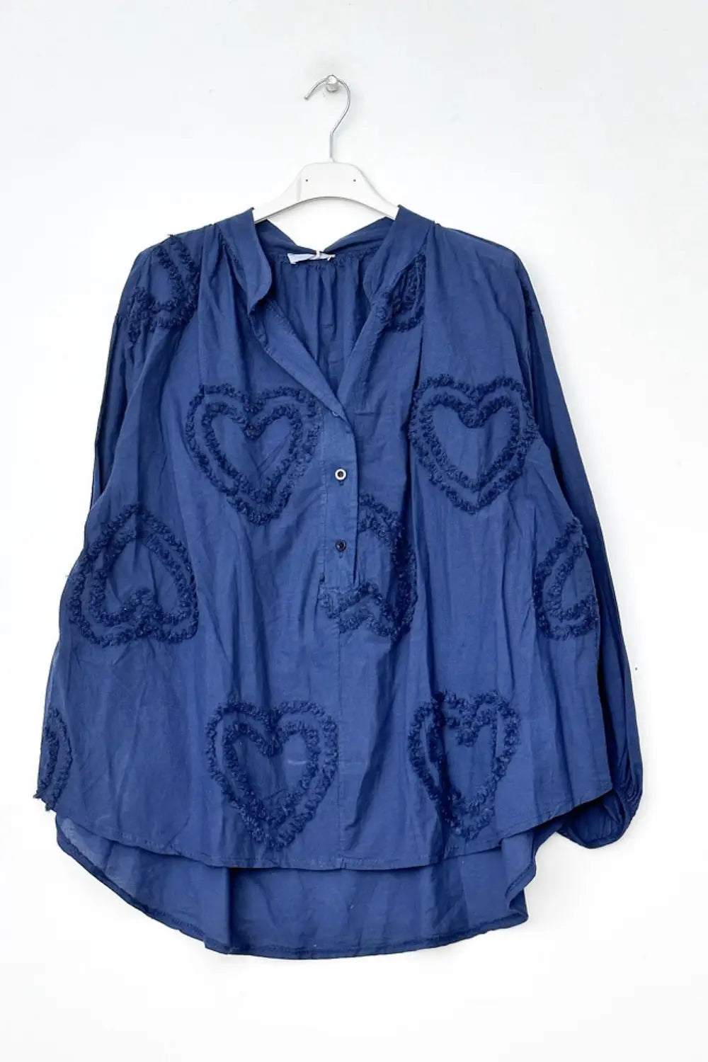 HEARTS AND RUFFLES BLOUSE NAVY