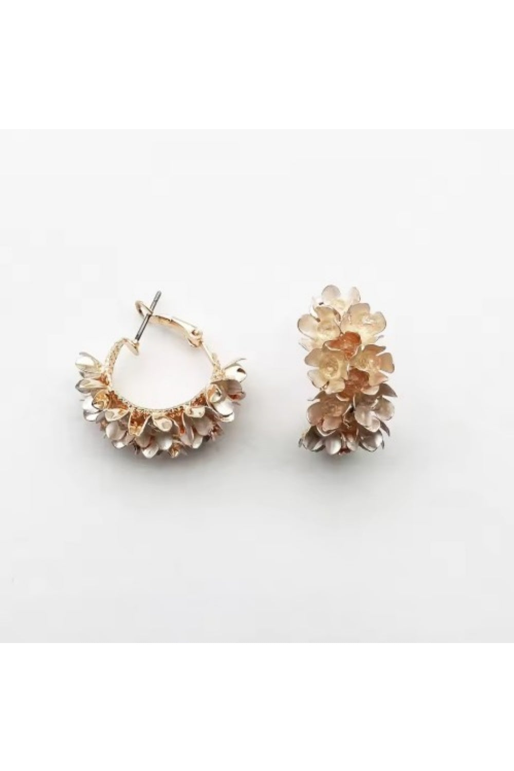 PRETTY PETAL EARRINGS BLUSH