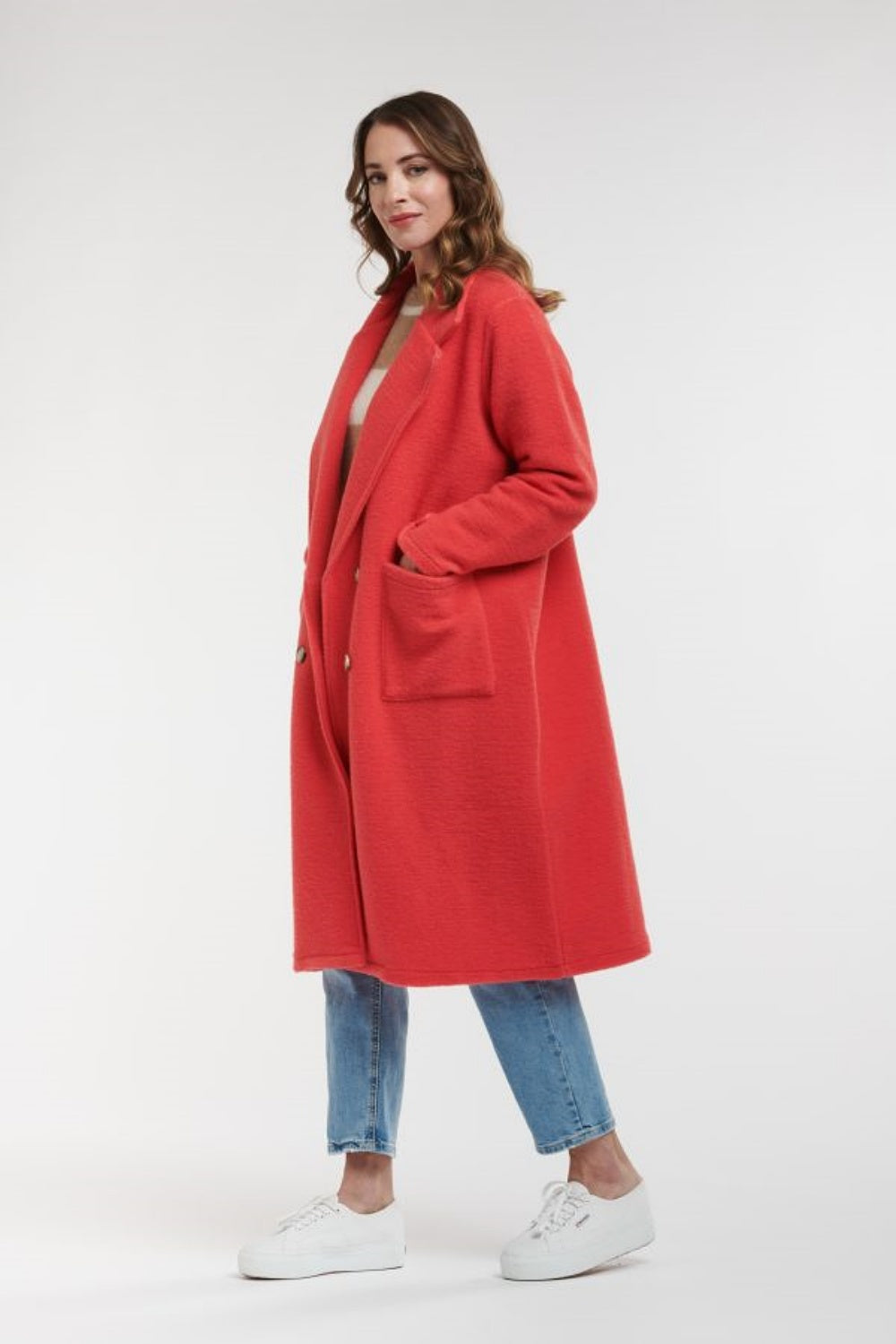 THE LONG COAT CORAL