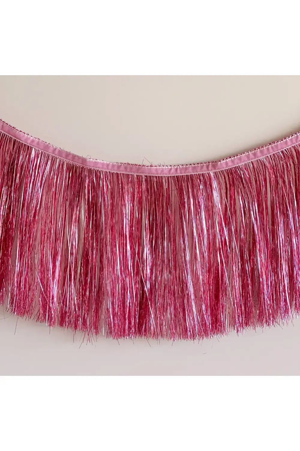 TINSEL GARLAND PINK