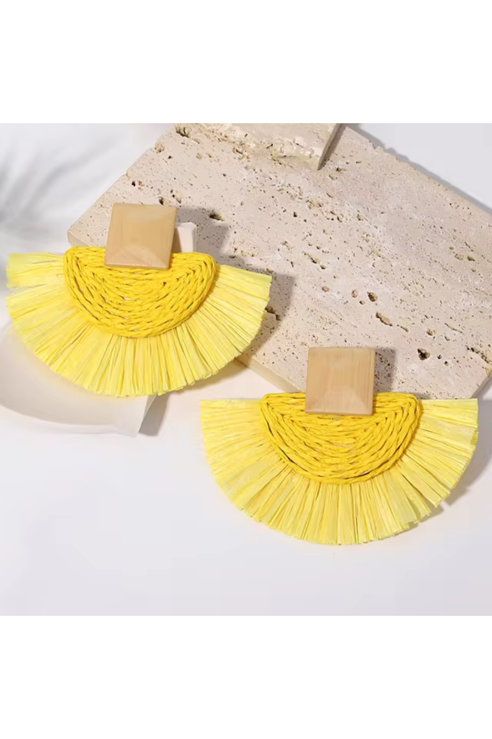 FRUIT WEDGE RAFFIA EARRINGS YELLOW