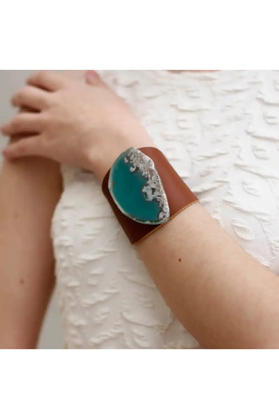 LEATHER CUFF TAN & GREEN AGATE