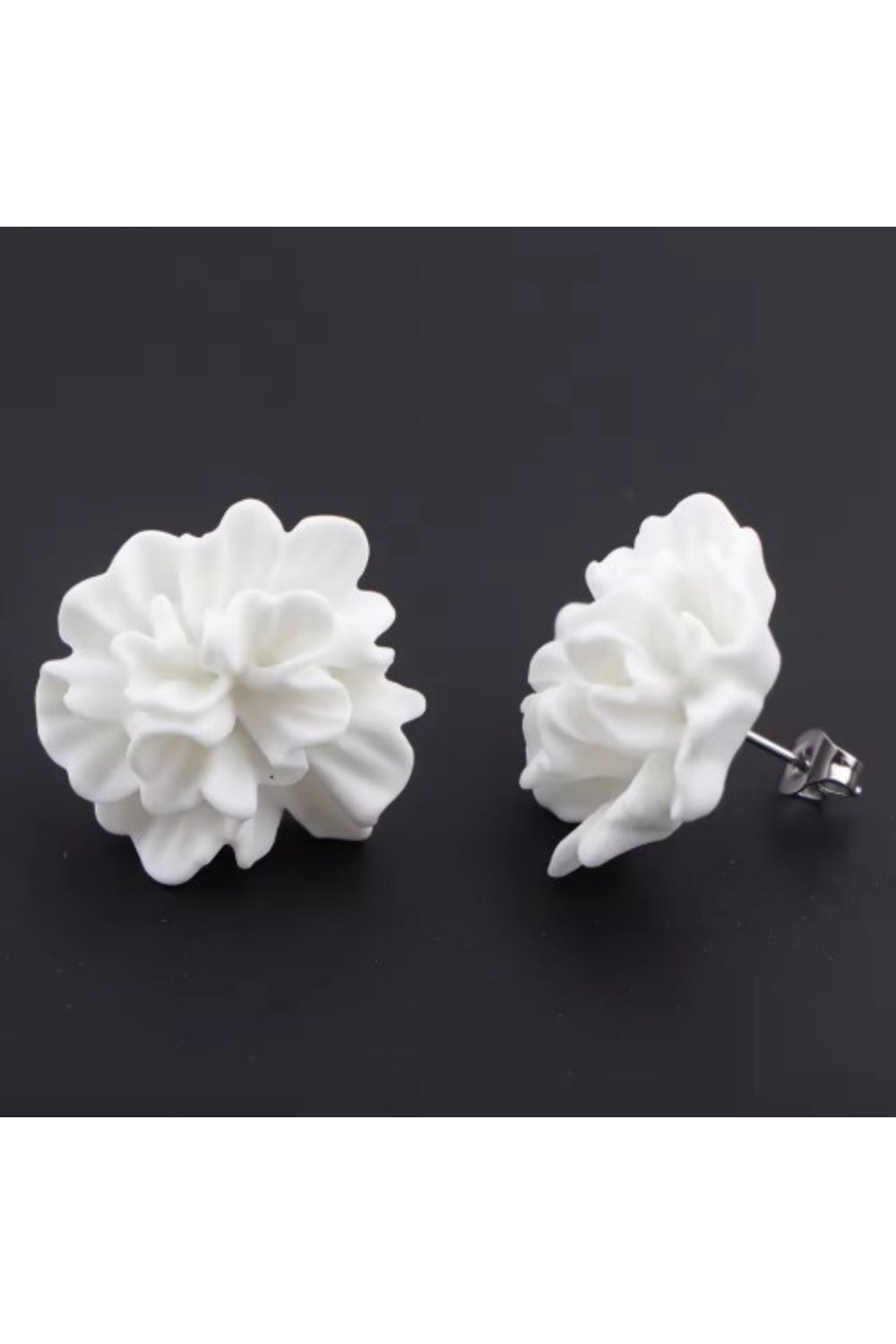 DAHLIA DAYS EARRINGS WHITE